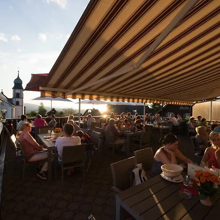 Kreuz Inn *