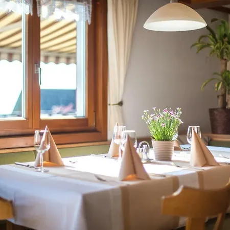 Kreuz Inn Bildstein